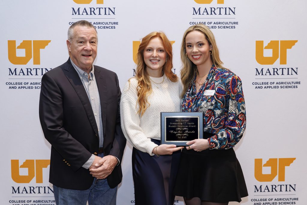 Burke receives UTM Beth Maloan Award