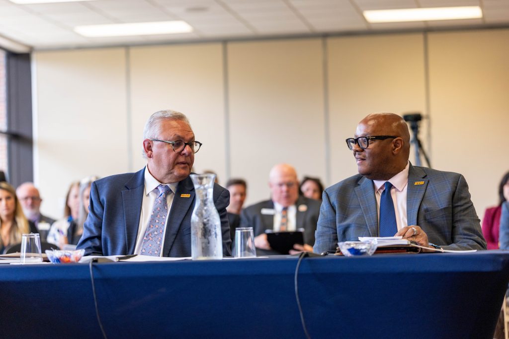 Advisory board approves 3% increase in tuition 